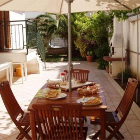 Residenza Del Sole Bed & Breakfast Surbo Ngoại thất bức ảnh